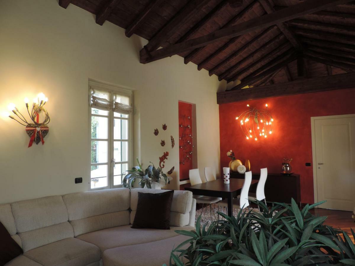 Feeling At Home - Varese Apartment Екстериор снимка