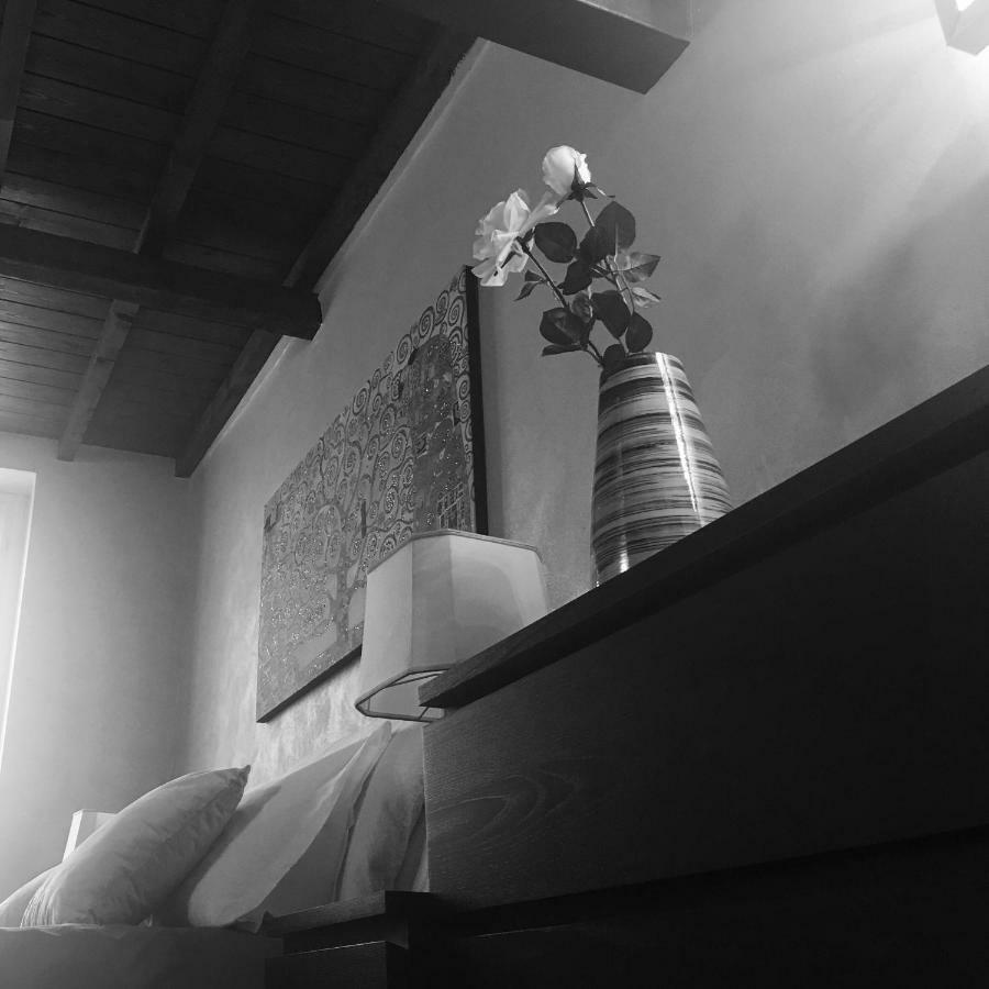 Feeling At Home - Varese Apartment Екстериор снимка